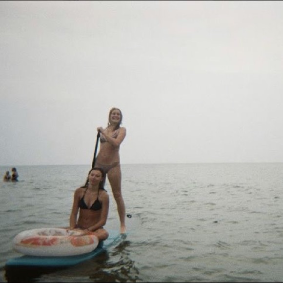 Meet your Posher, Isabel - Picture 1 of 1